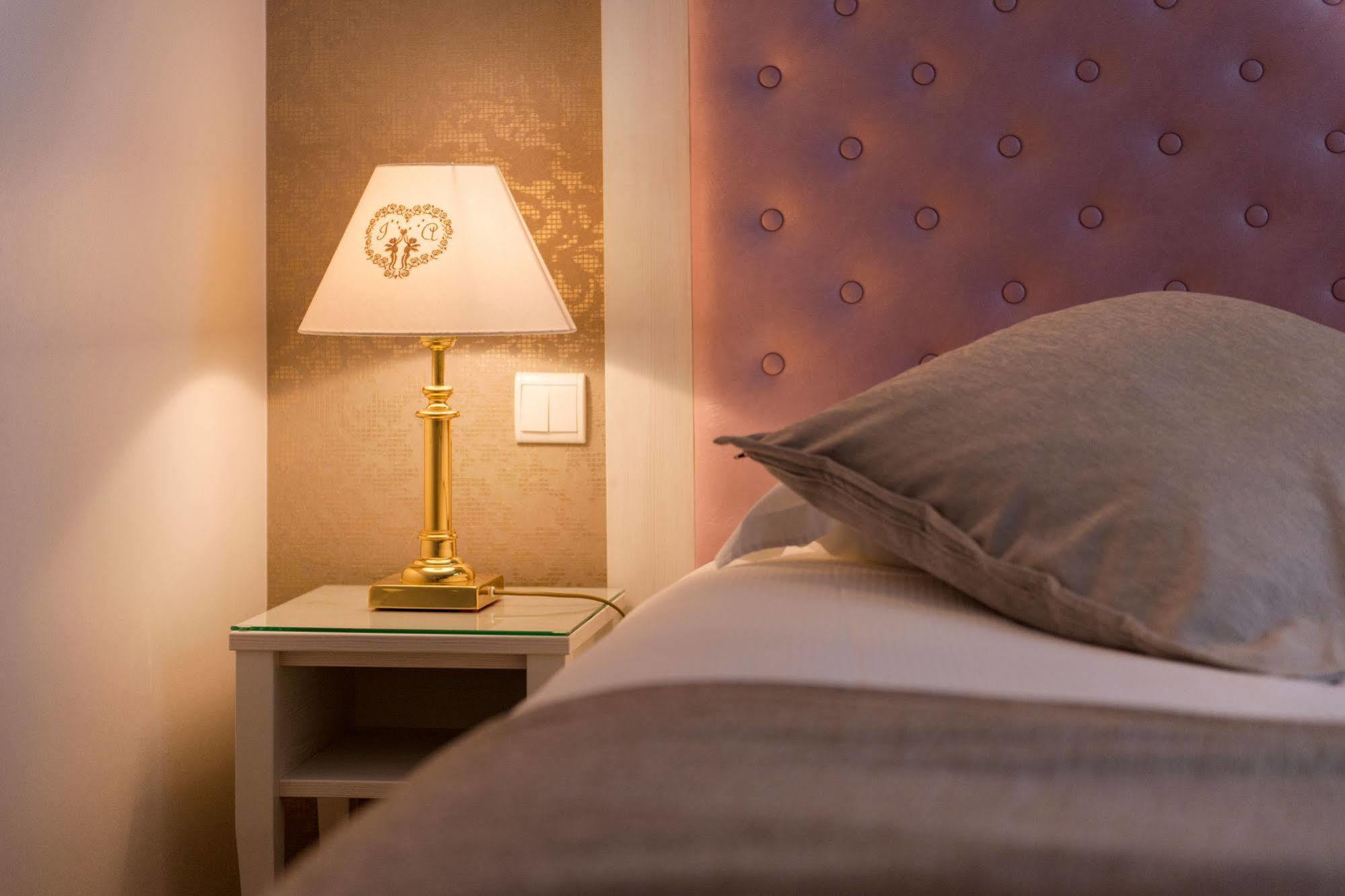 Princesse Caroline Paris Ngoại thất bức ảnh