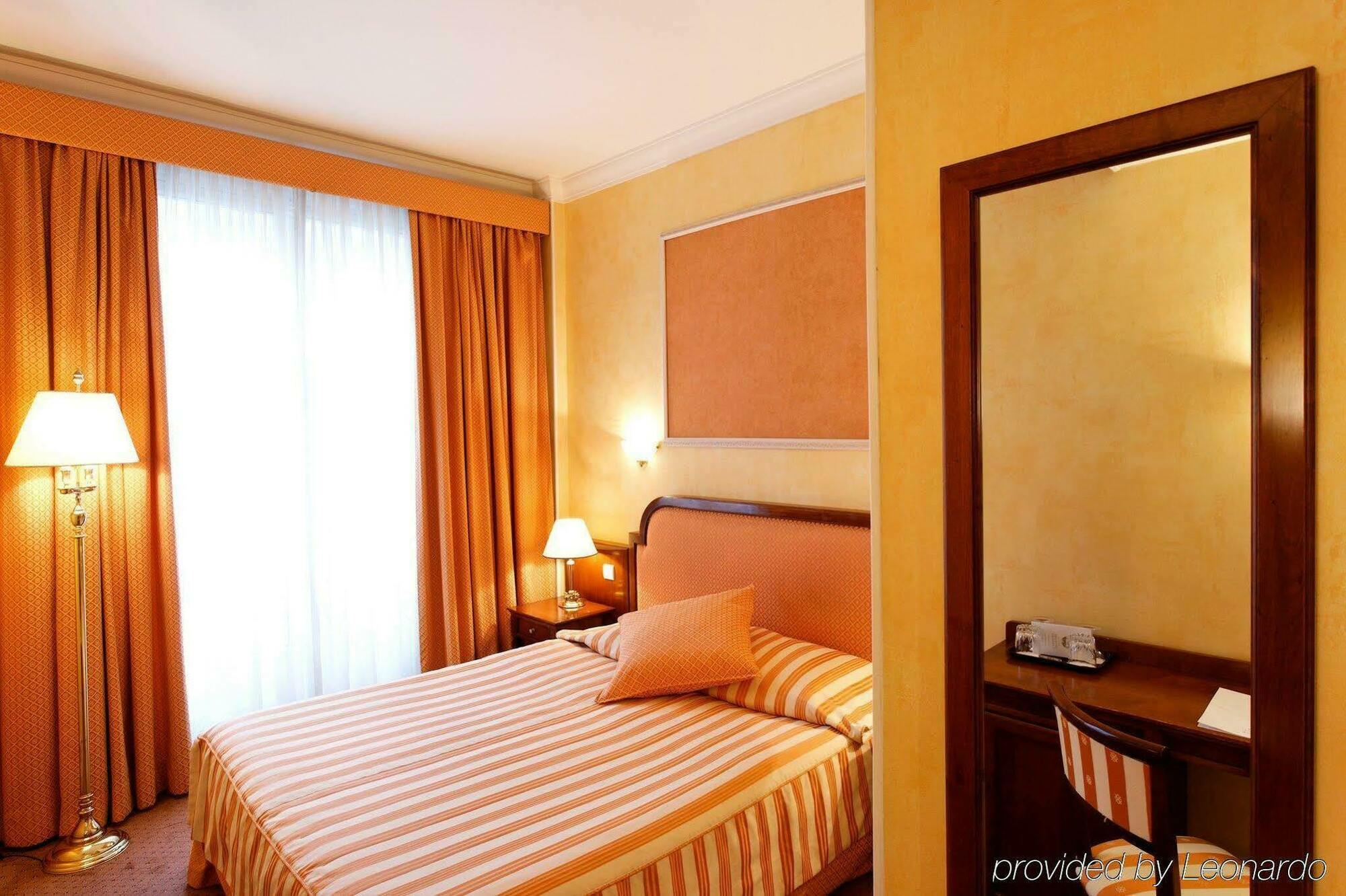 Princesse Caroline Paris Ngoại thất bức ảnh